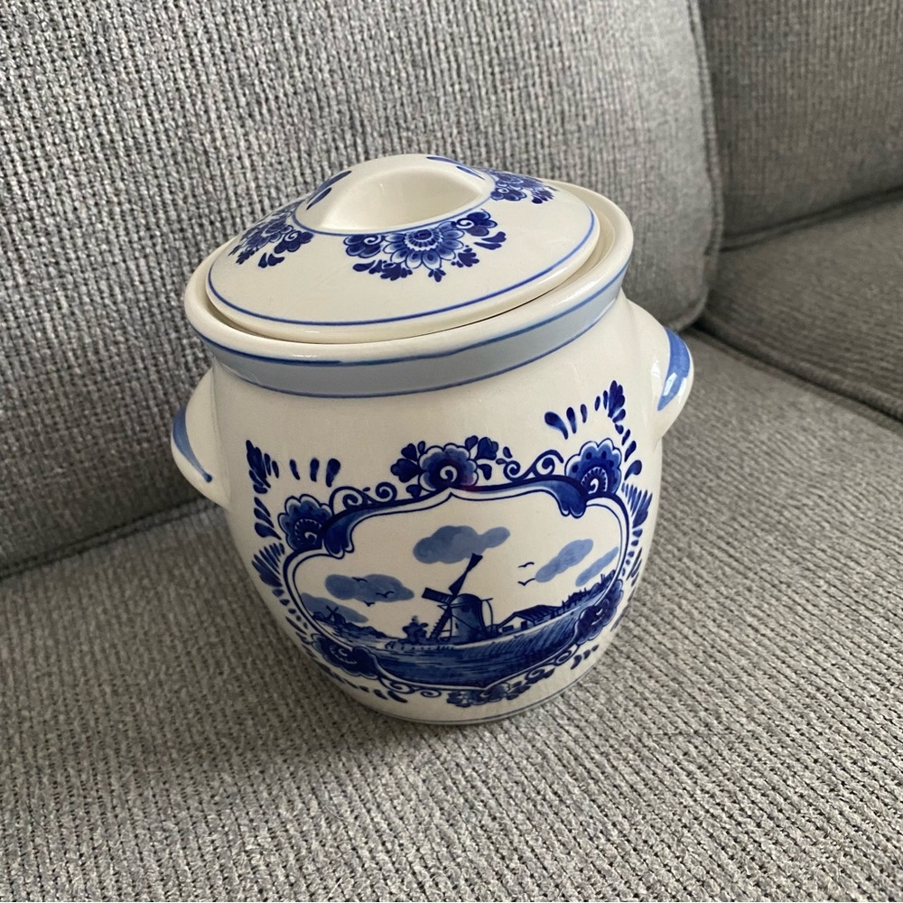 Vintage Delft Jar